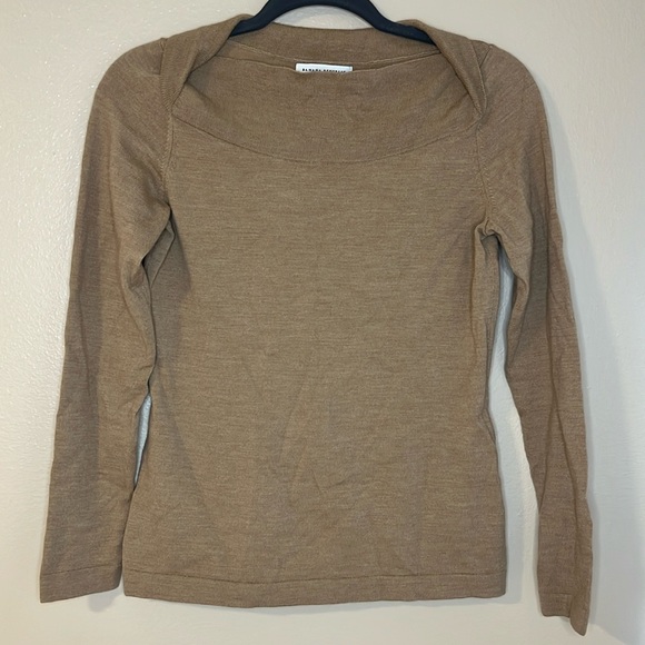Banana Republic Extra Fine Merino wool Blend Khaki Tan Sweater Small - Picture 1 of 8